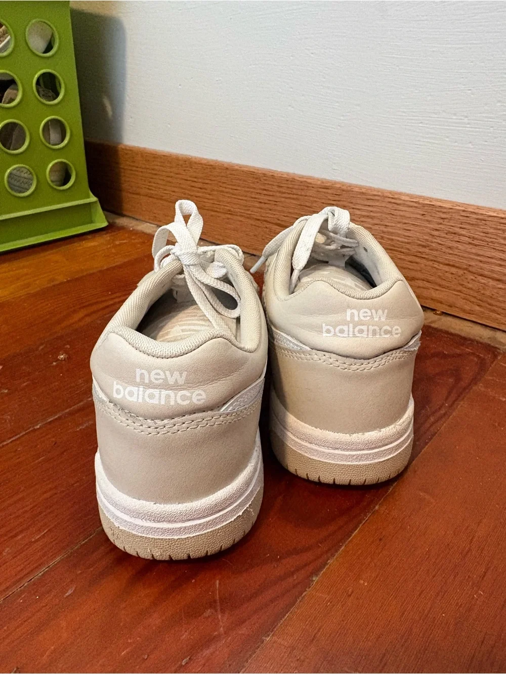 New Balance Womens White and Beige Low-Top Sneakers